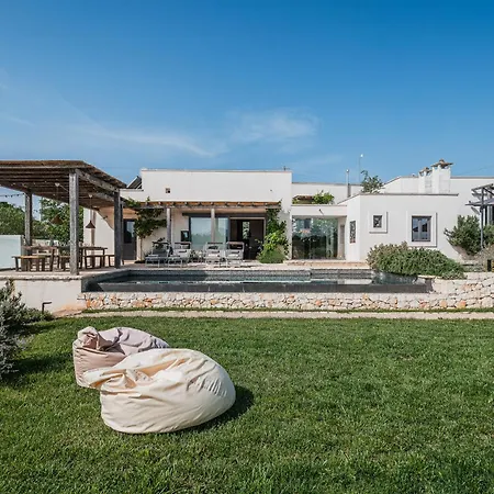 Villa Helloapulia Masseriola In Casa Khaya *